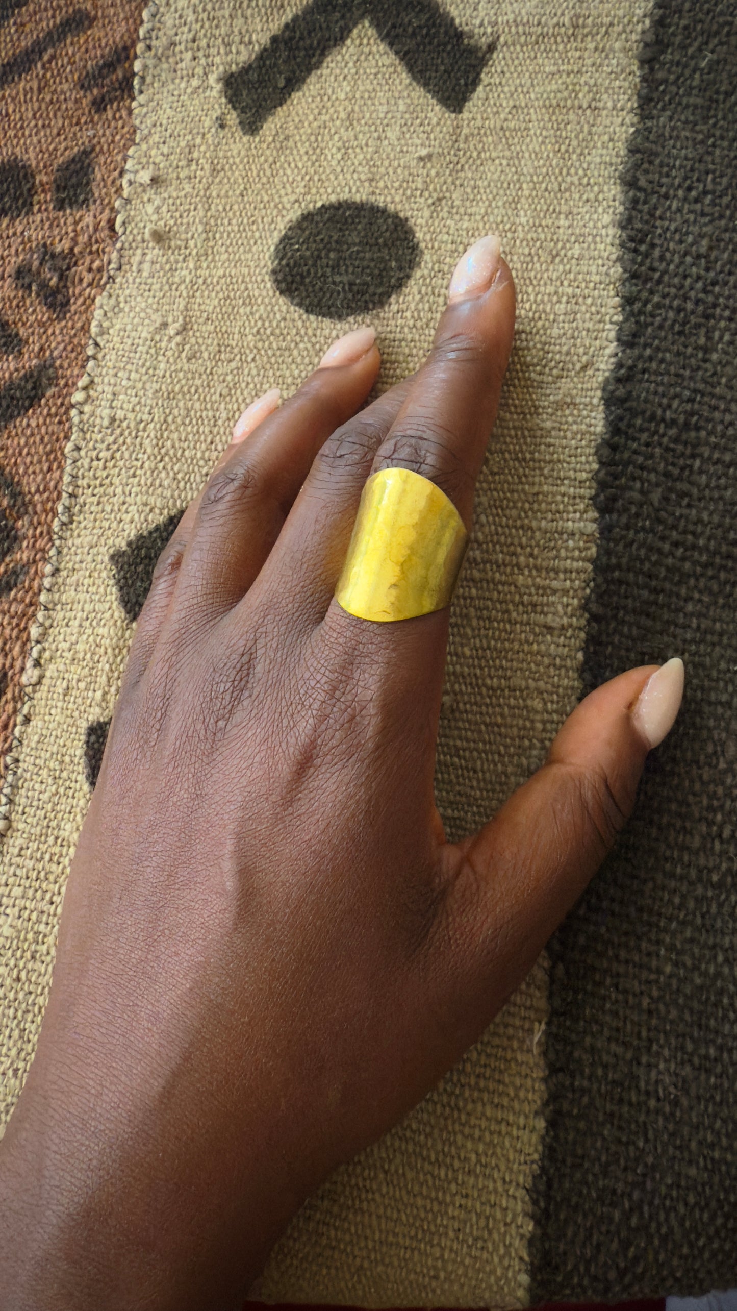 Gaani - Handmade African Tube ring