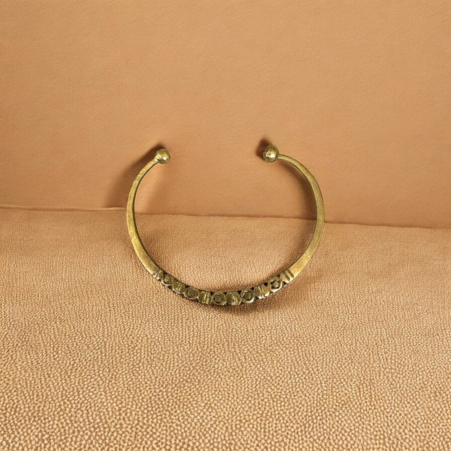 Tene - Bracelet gravé fait main - Laiton africain
