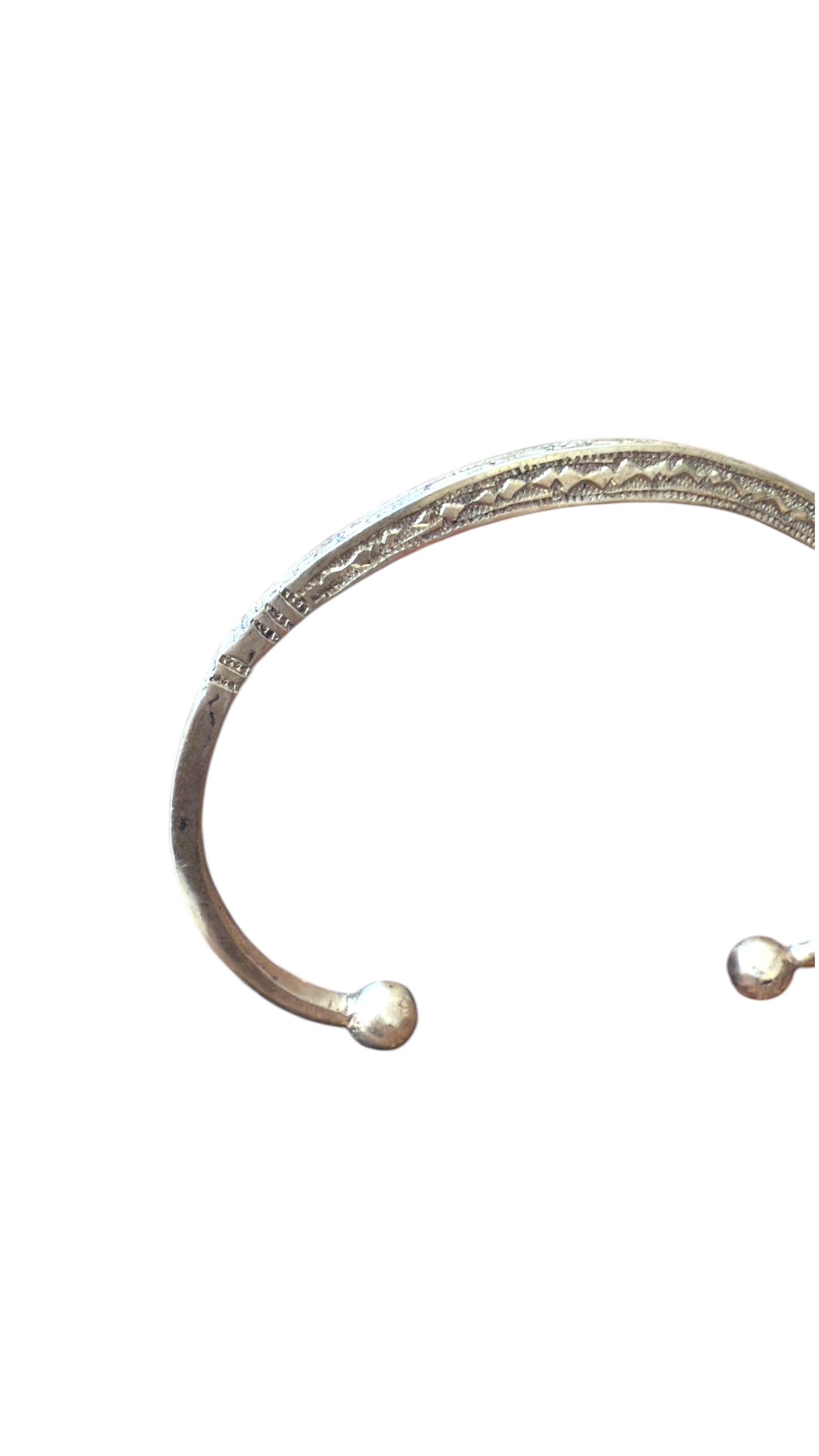 Tilleli - Engraved handmade bracelet
