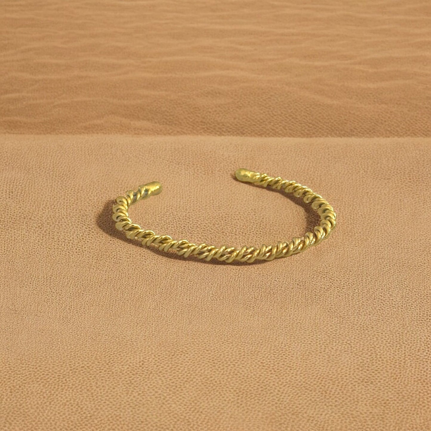 Keppa - Lightweight Twisted Brass Bracelet - Handmade in Sénégal