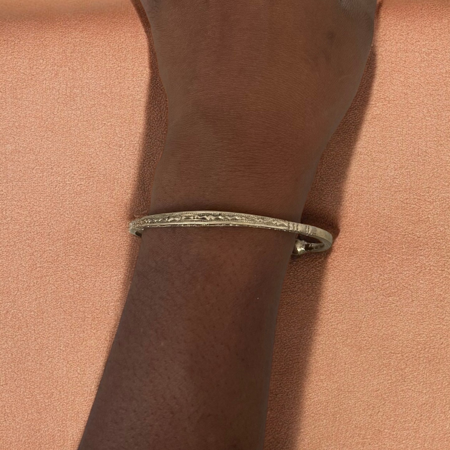 Tilleli - Bracelet gravé fait main - Bague en laiton africain