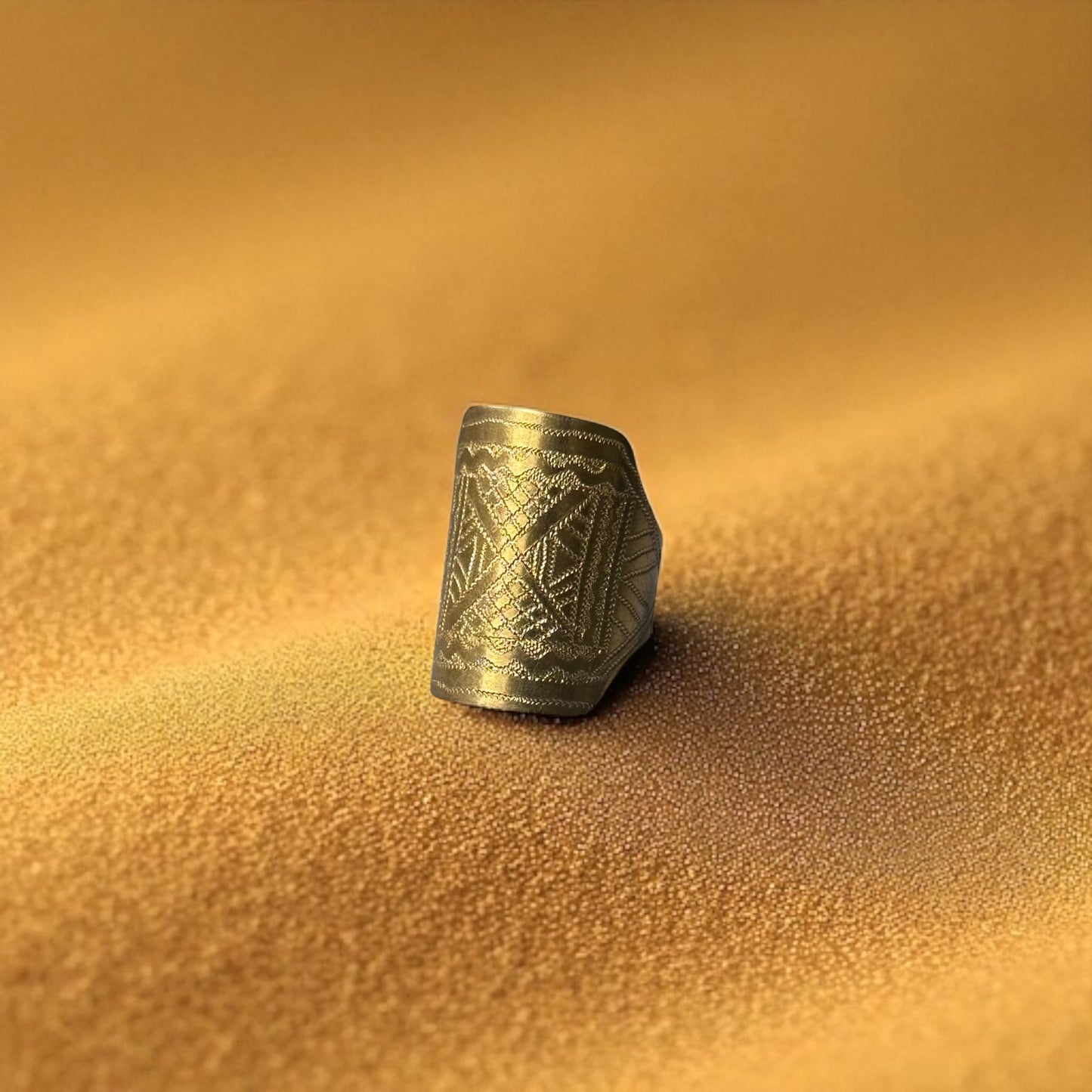 Bènwè - Handmade engraved African Brass Ring - Made in Senegal