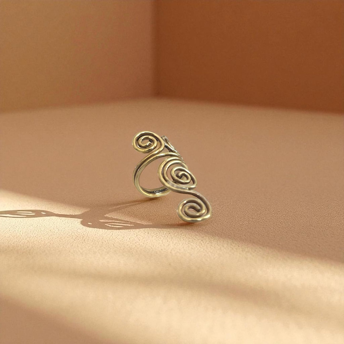 Wuli - Handmade Ring - Made of Brass - Made in Africa