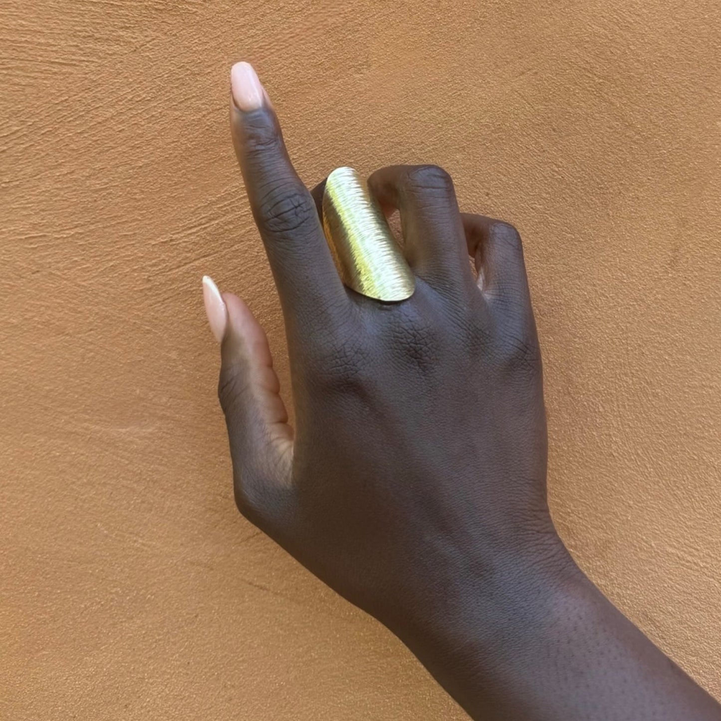 Nguvu - Bague en laiton africain faite à la main