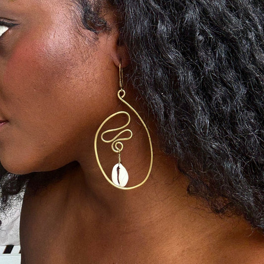 Kokoo - Lightweight Cowrie Earrings