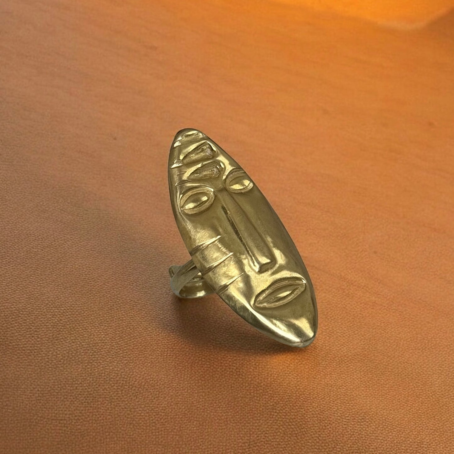 Luma - Bague masque africain légère - Fabriquée à la main au Sénégal
