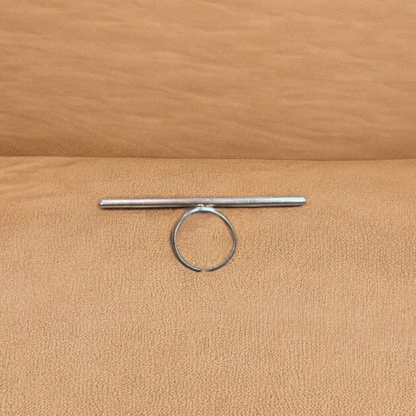 Kindi - Lightweight African brass Ring on Two fingers