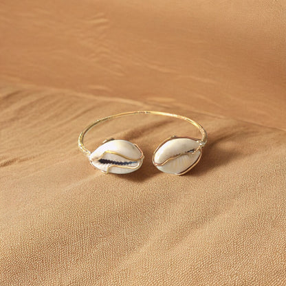 Cawrie Shell Bracelet in Copper - Handmade in West Africa