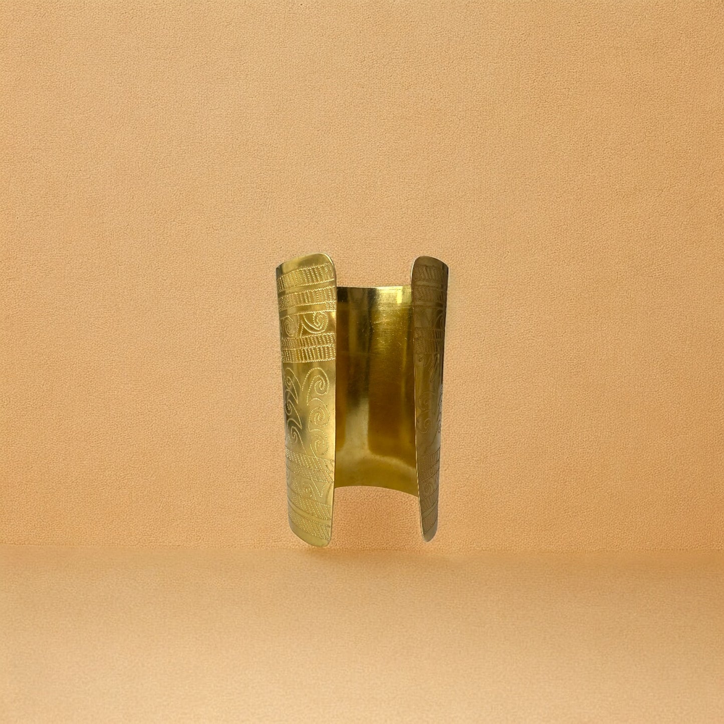 Zanbé - Large African Brass Cuff Bracelet Handmade in Africa