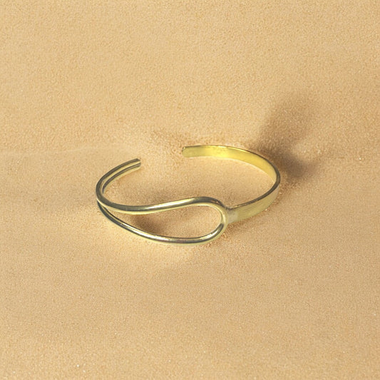 Kèlè - Handmade Brass Cuff Bracelet - Made in West Africa