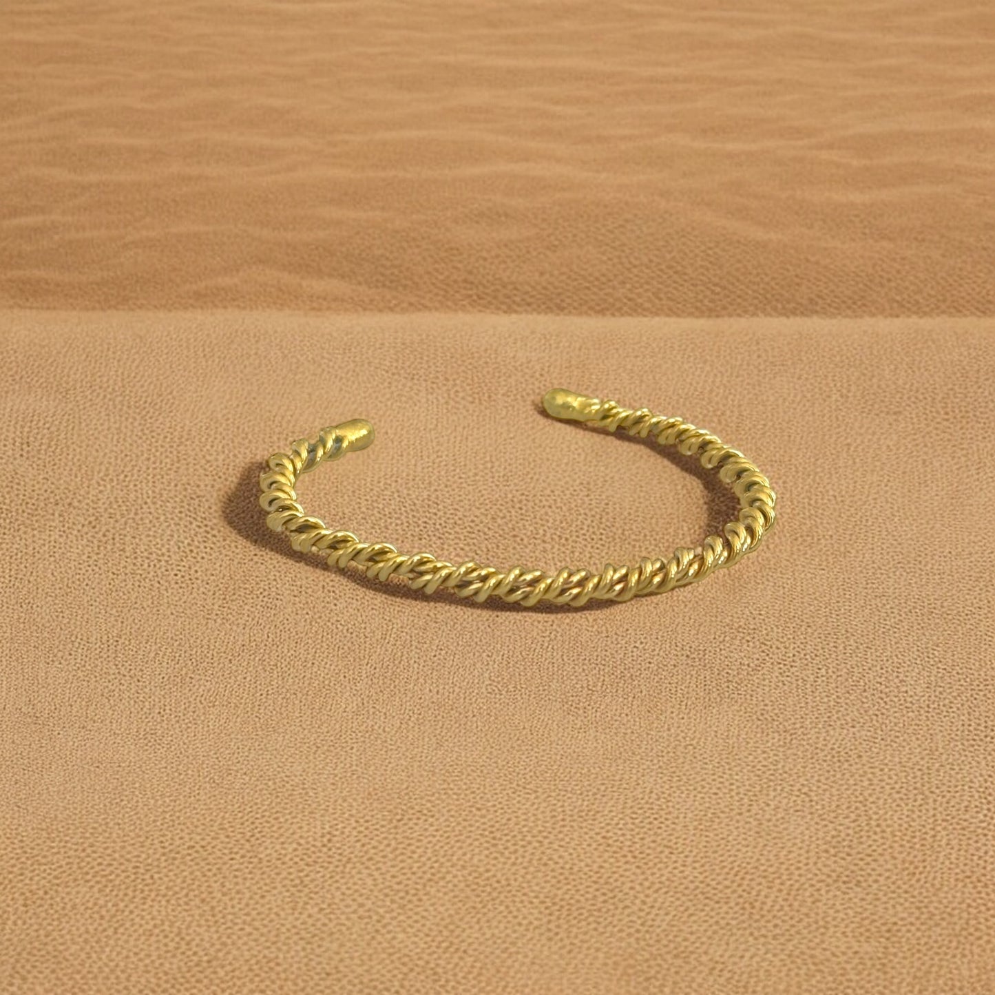 Keppa - Lightweight Twisted Brass Bracelet - Handmade in Sénégal