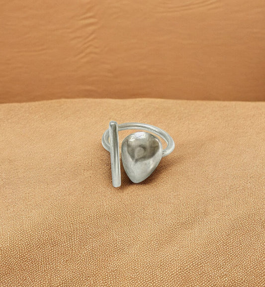 Gunu - Handmade Brass West African Ring -
