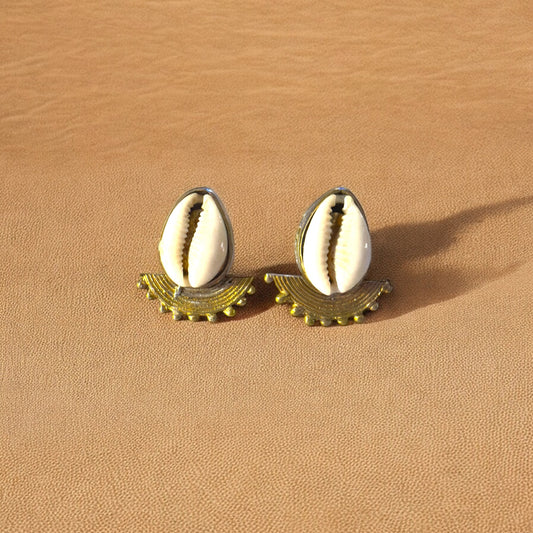 Zinli - Cowrie Shell Earrings Handmade in Senegal - Brass