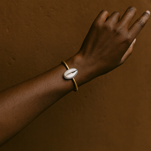 Yaga Cowrie shell Bracelet