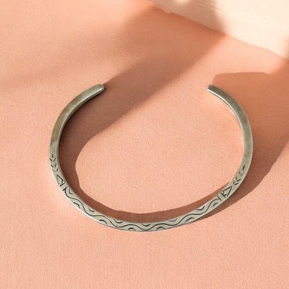 Tilleli - Bracelet gravé fait main - Bague en laiton africain